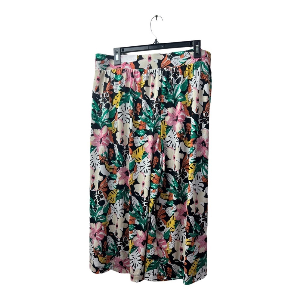 - LANE BRYANT palazzo size 14/16 flowers print NWT